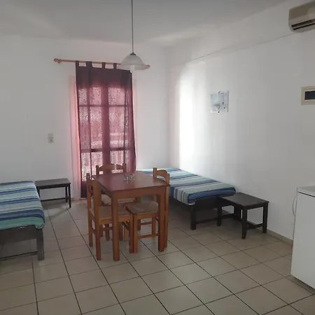 Maria Hotel Apartments & Studios Aparthotel