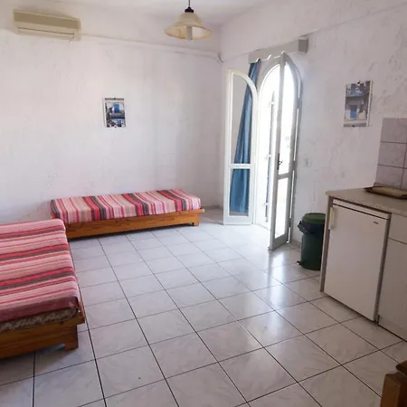 Maria Hotel Apartments & Studios Hersonissos (Crete)