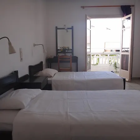Aparthotel Maria Hotel Apartments & Studios 3*
