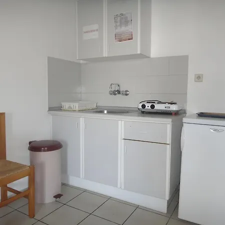 Aparthotel Maria Hotel Apartments & Studios 3*