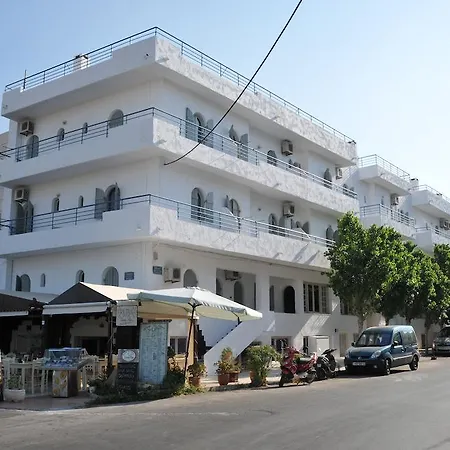 Maria Hotel Apartments & Studios Hersonissos (Crete)