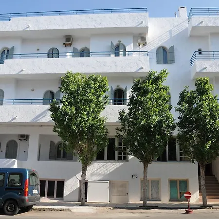 Maria Hotel Apartments & Studios Aparthotel